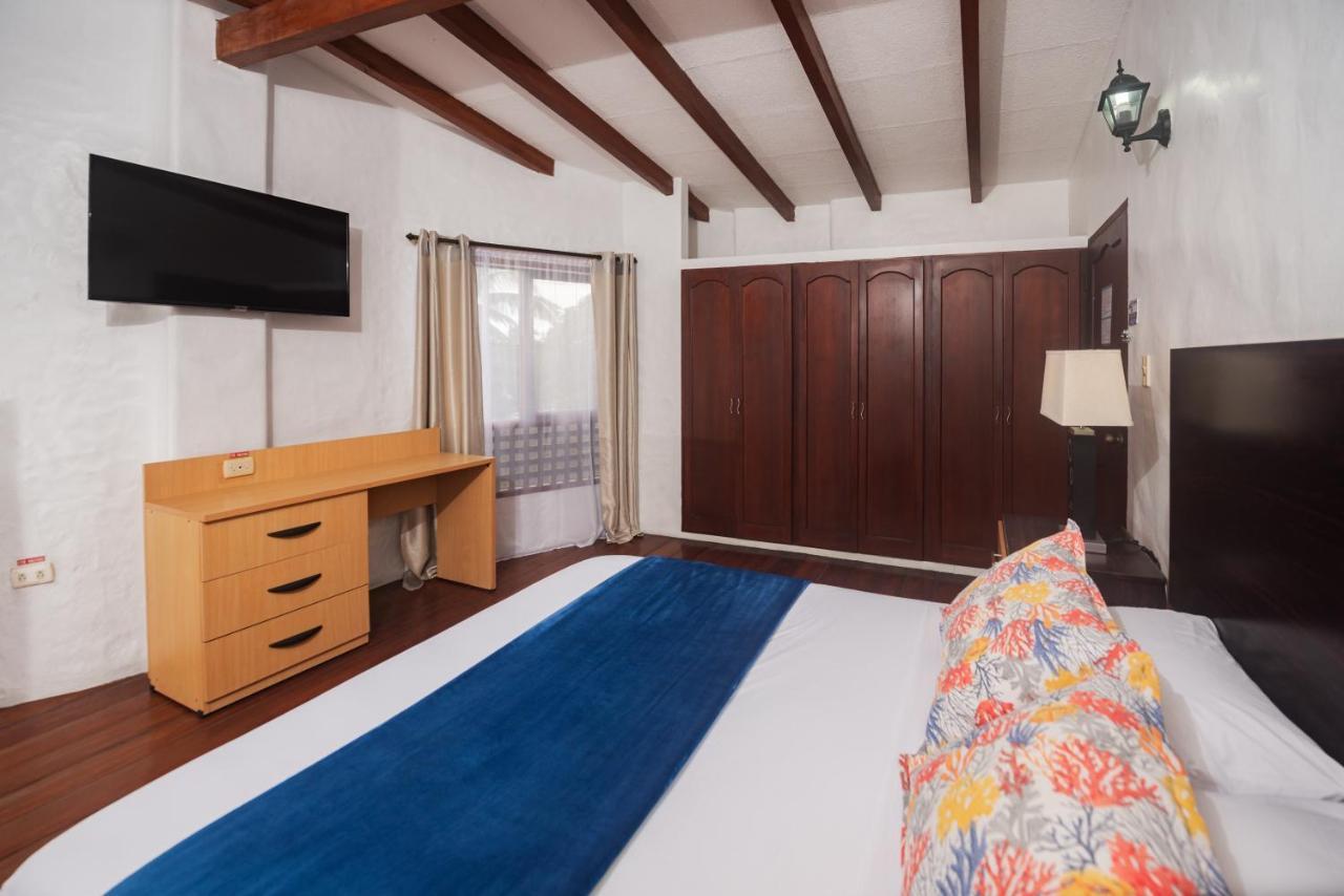 Hostal North Seymour Puerto Ayora  Kültér fotó