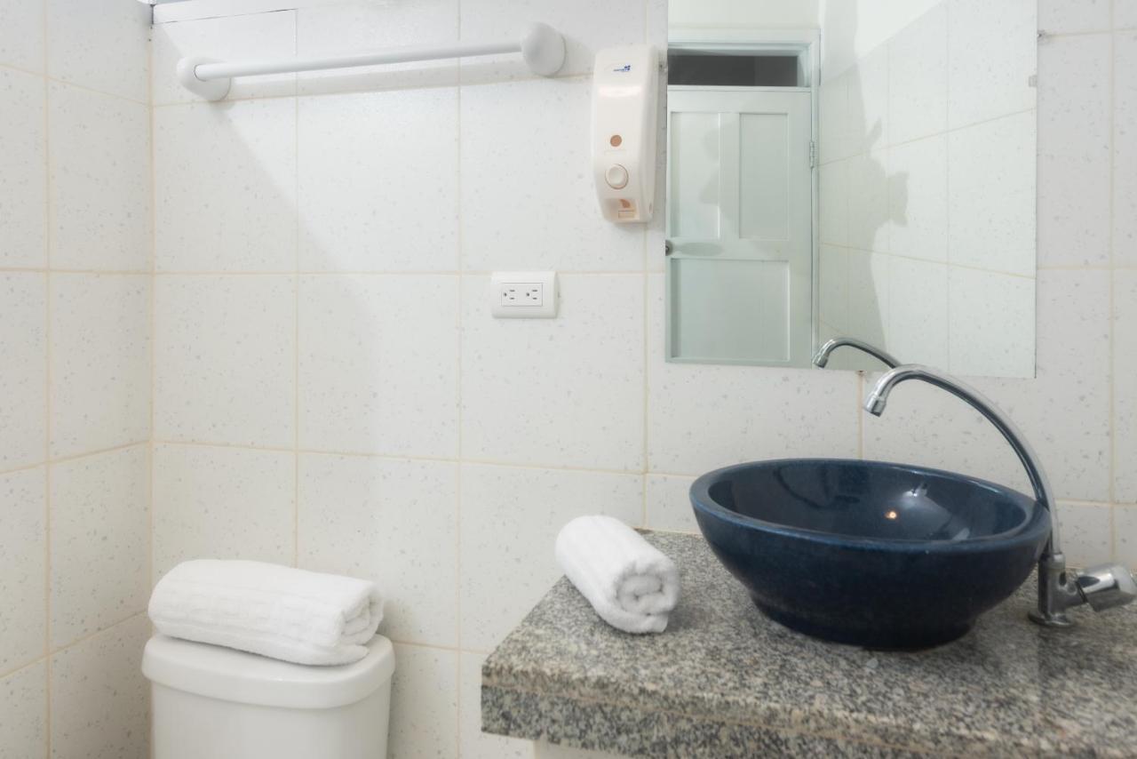 Hostal North Seymour Puerto Ayora  Kültér fotó