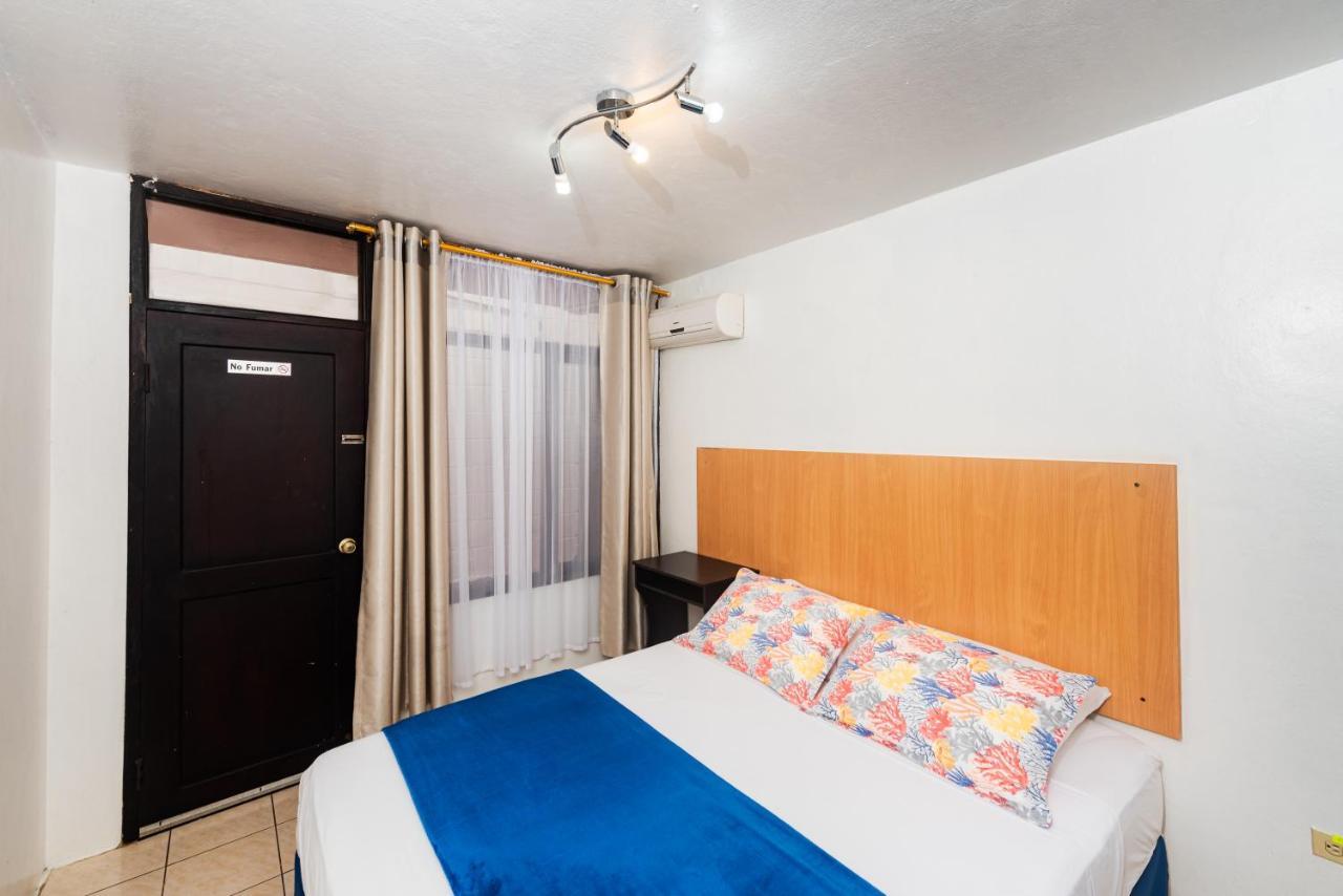Hostal North Seymour Puerto Ayora  Kültér fotó