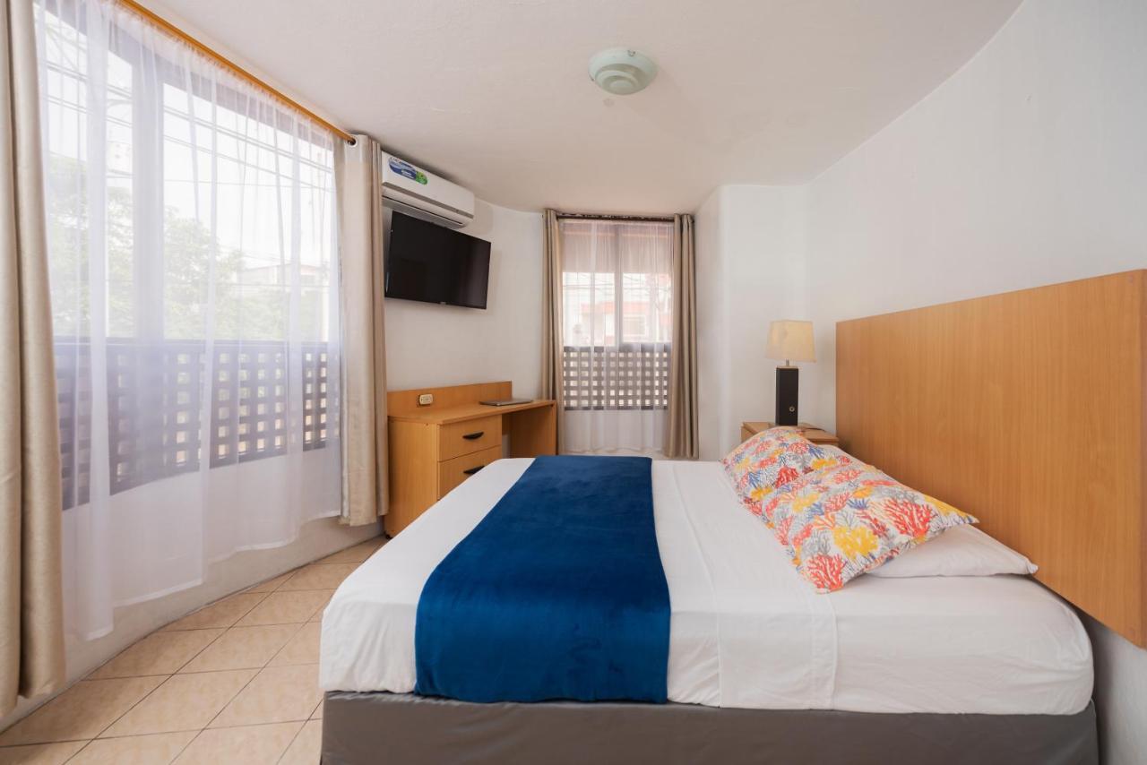 Hostal North Seymour Puerto Ayora  Kültér fotó